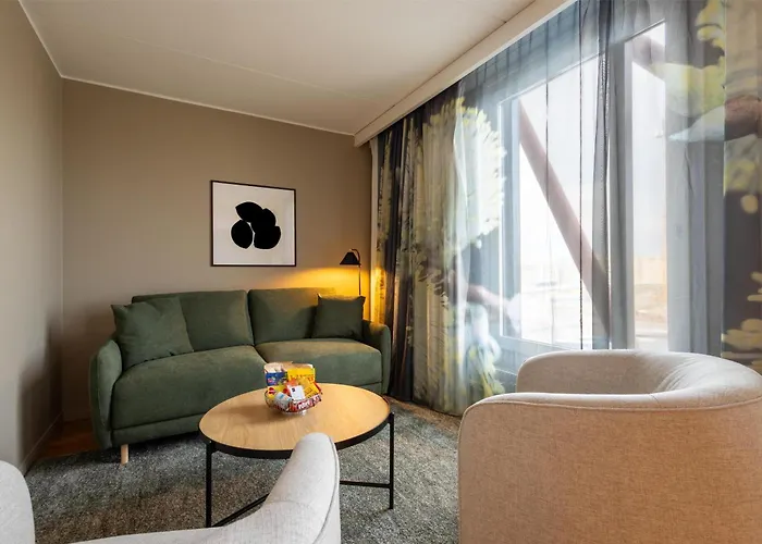 Resort: First Hotel G